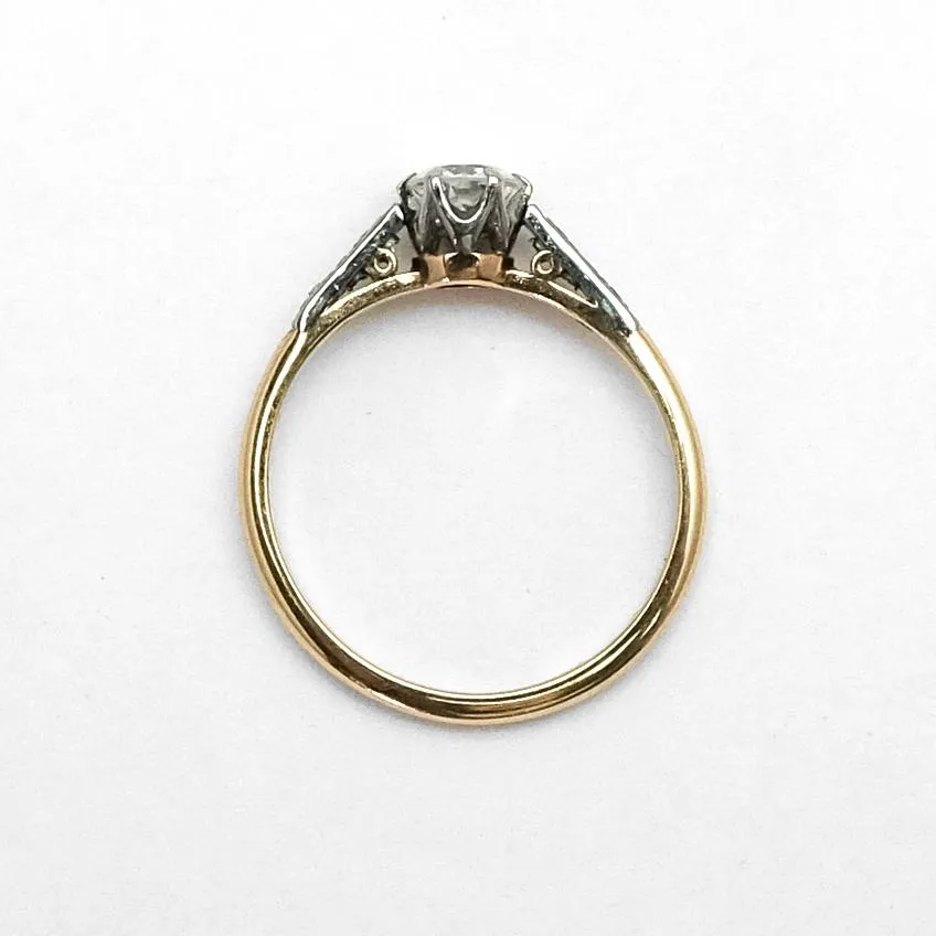 Art Deco 1920's Diamond Solitaire Engagement Ring