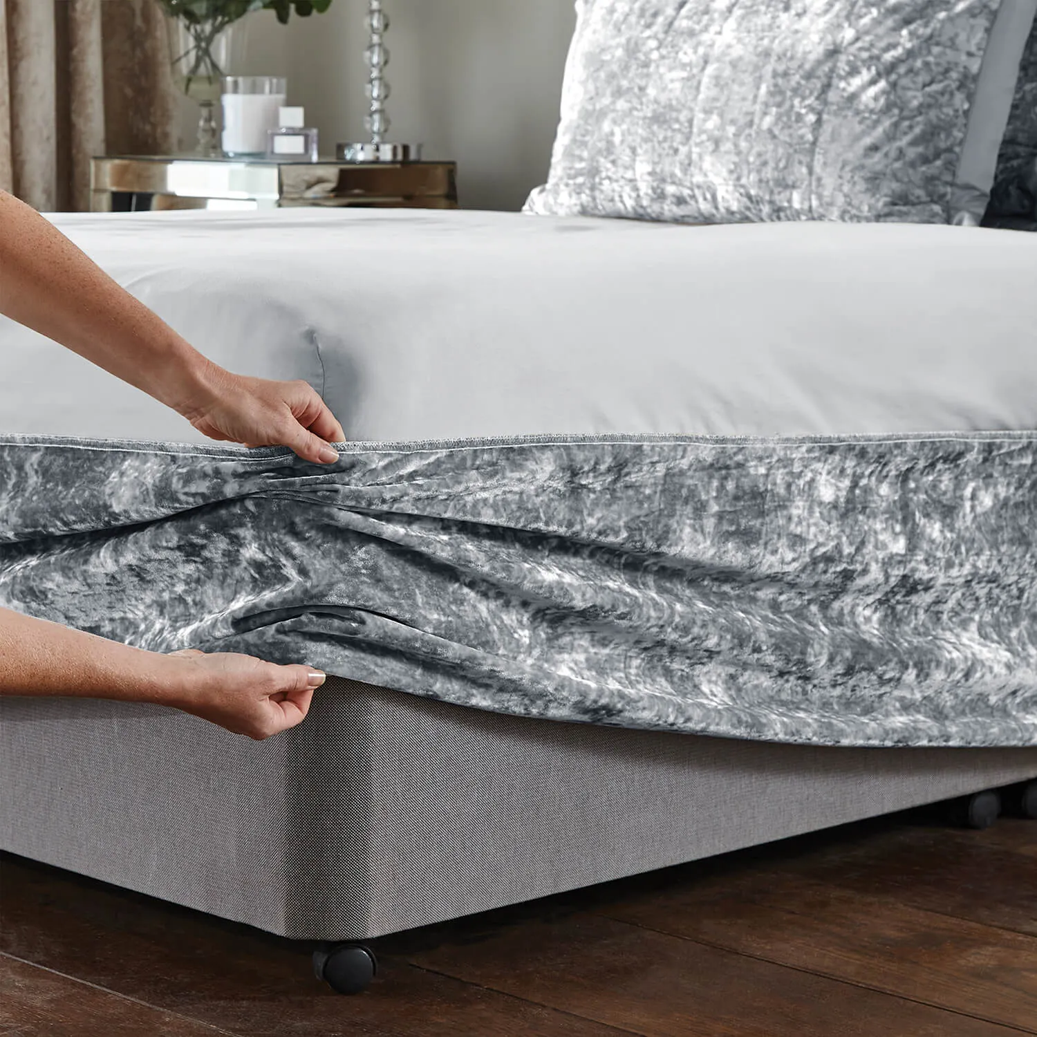 Crushed Velvet Divan Base Wrap - Silver