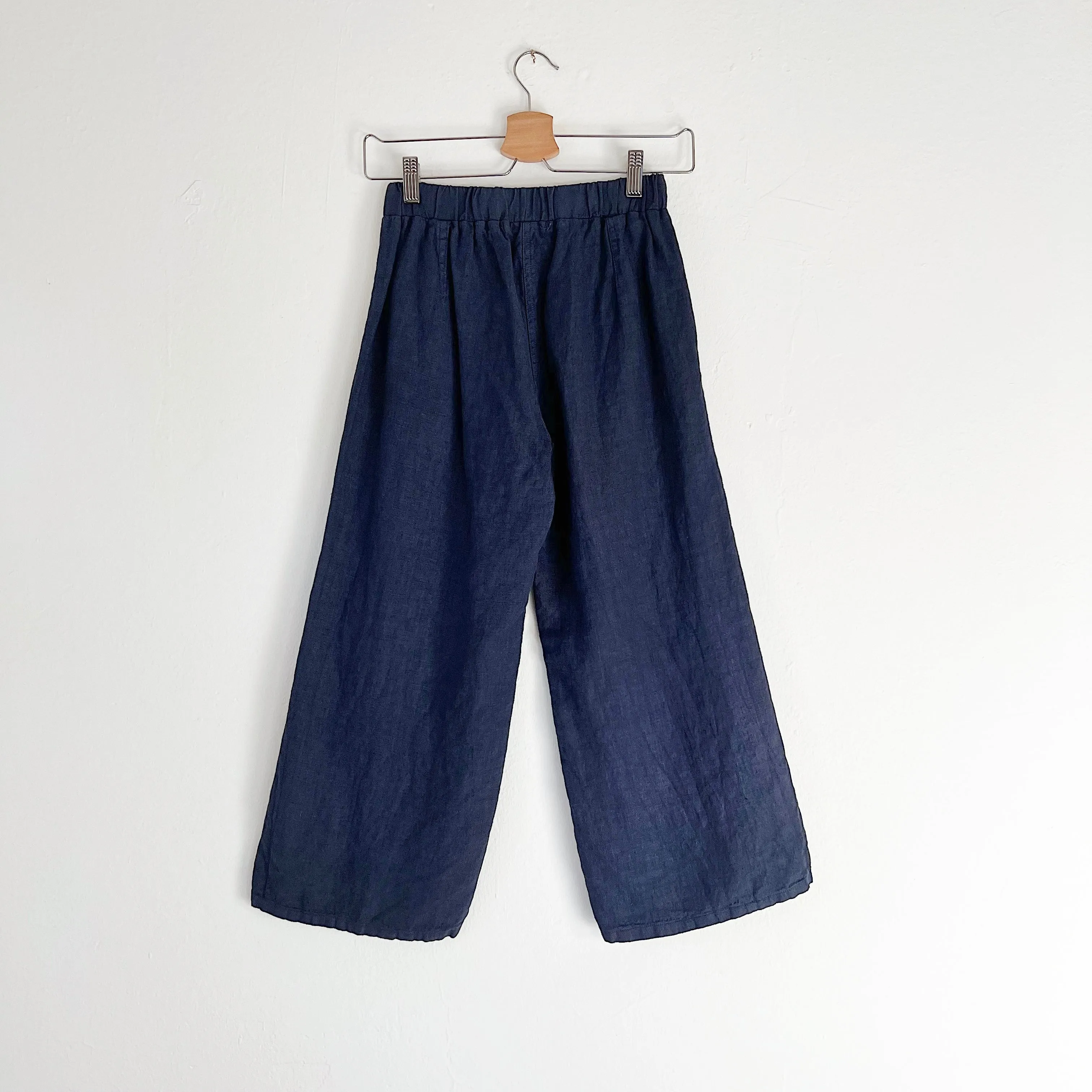 Cut Loose | Heavy Linen Easy Crop Flood in Nightsky