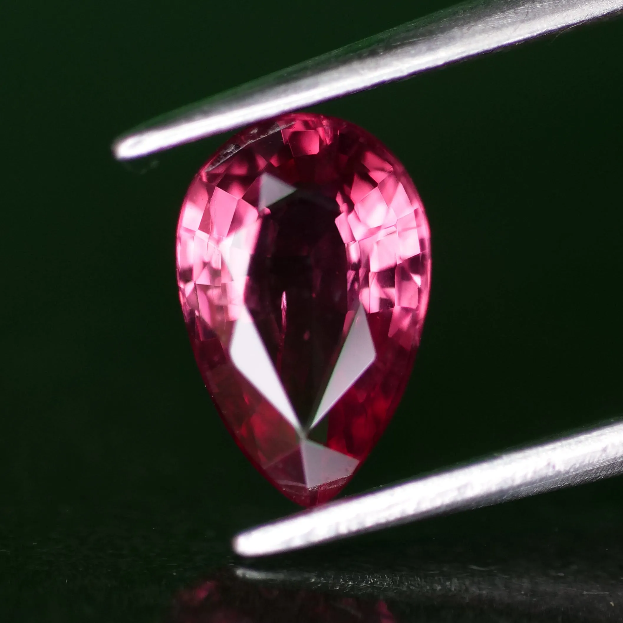 Raspberry Pink Spinel | natural, pear cut *8x5 mm, *1ct