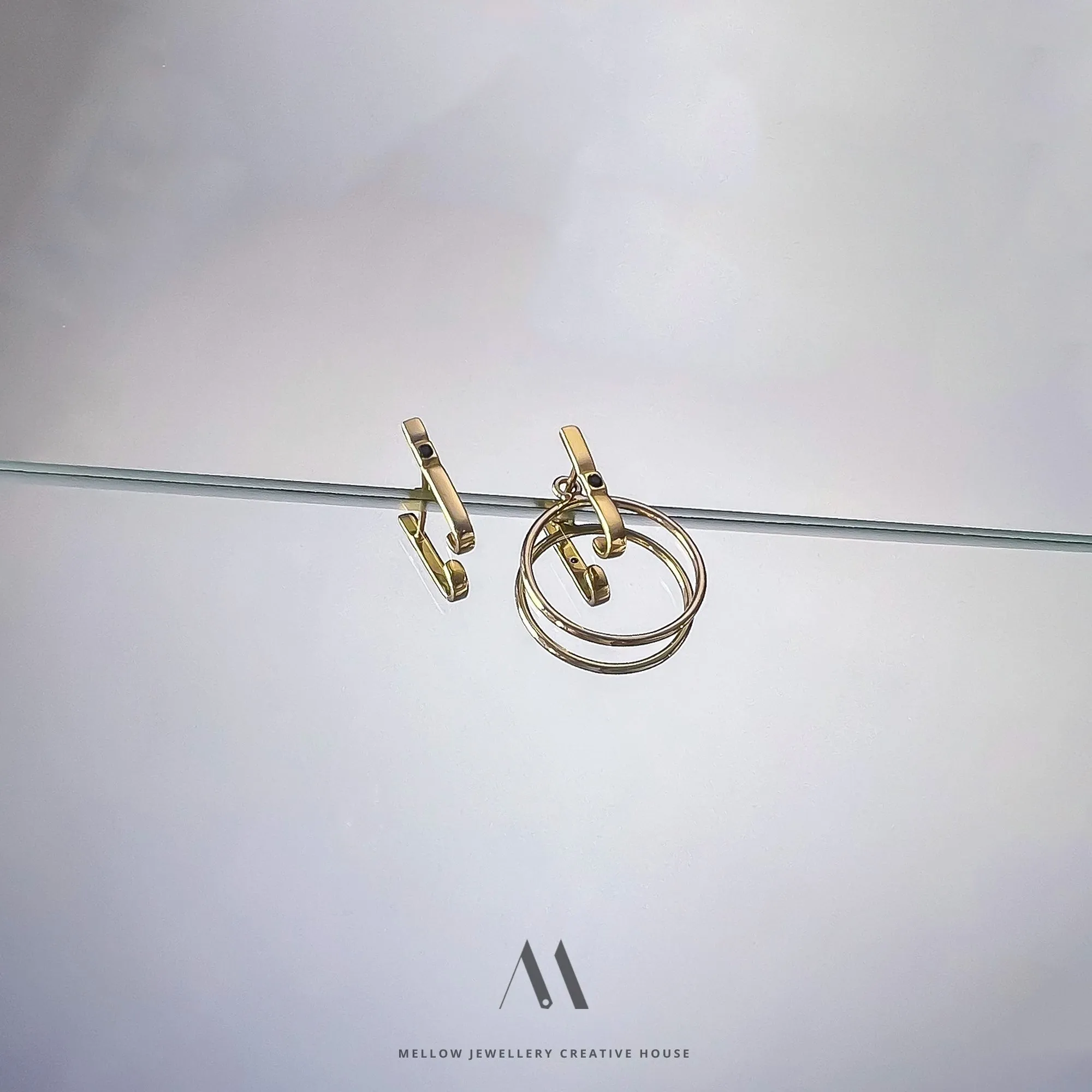 Solid gold Diamonds earrings E3/AuD22