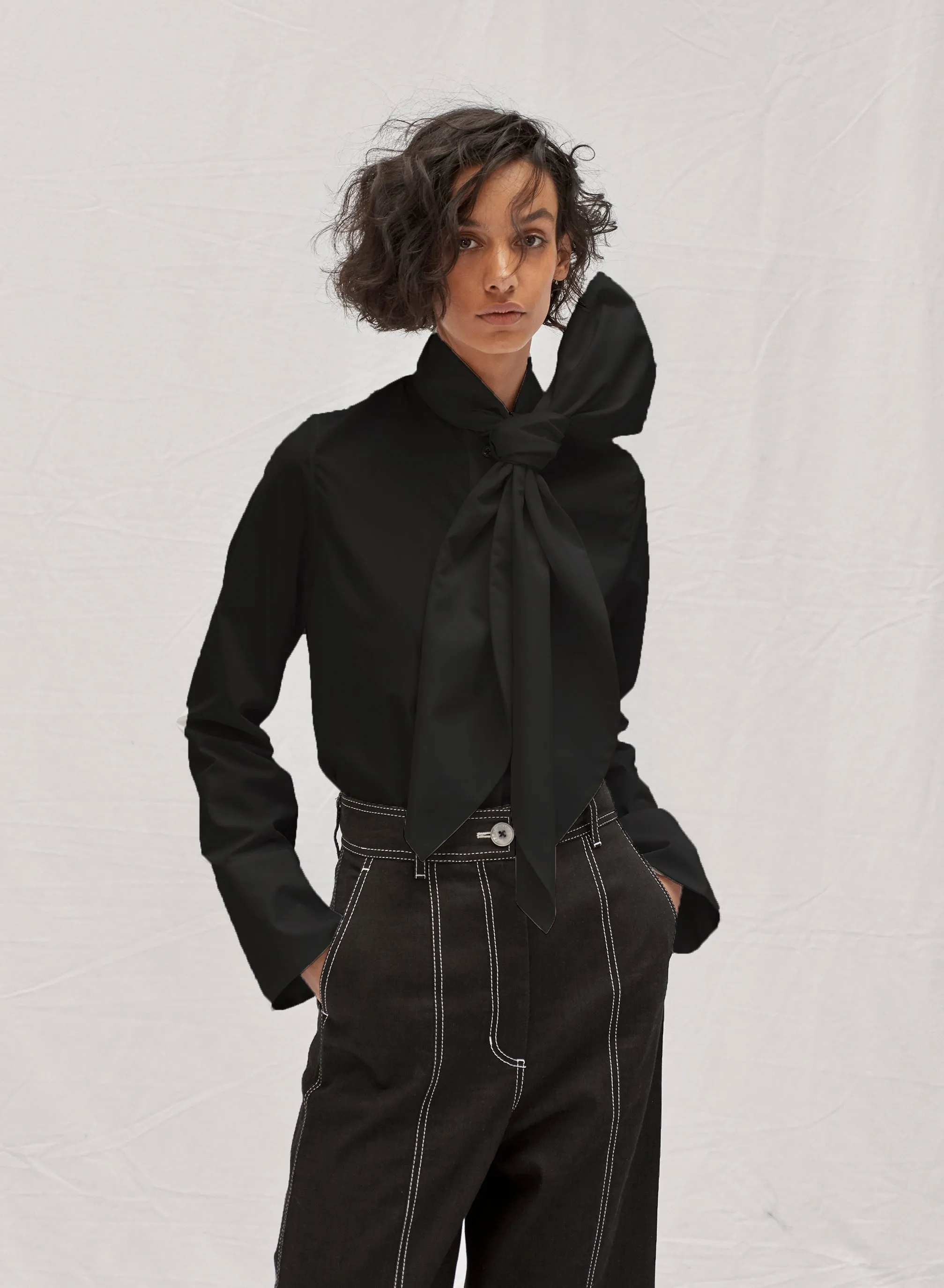 The Original CL Big Bow Shirt in Black Poplin