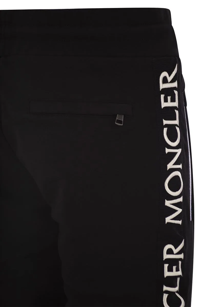 TROUSERS WITH LOGO